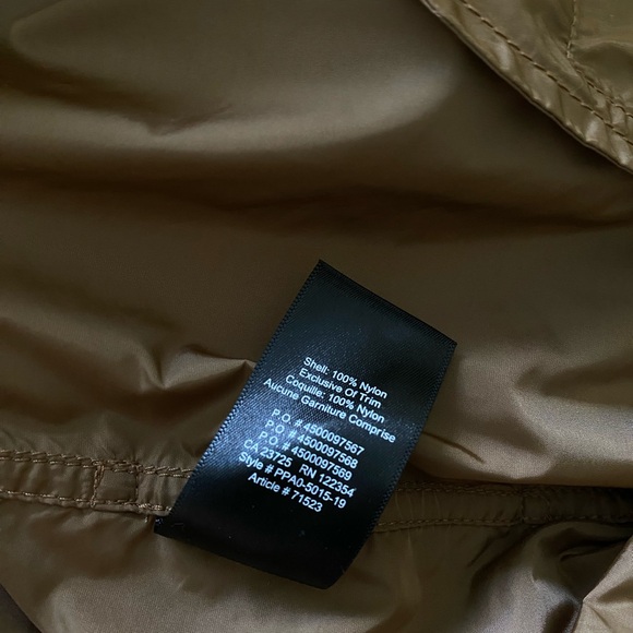 aritzia trench coat - Picture 7 of 7